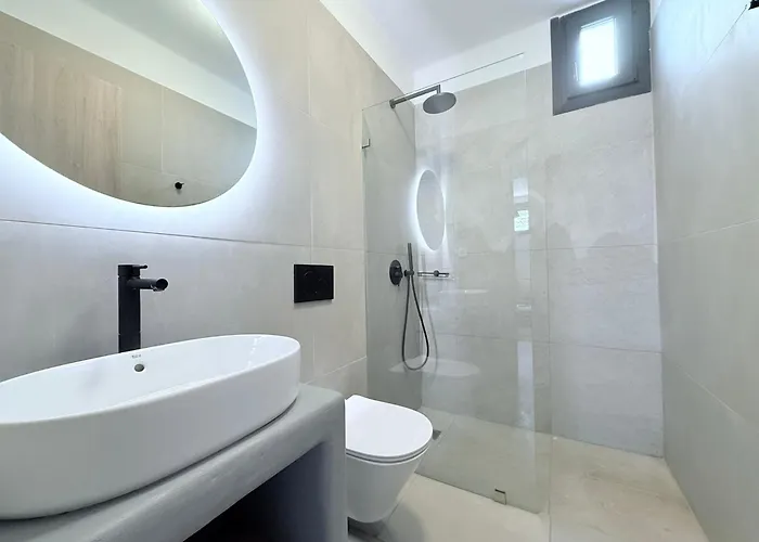 Finoe 4 Bdr With Private Pool Pláka