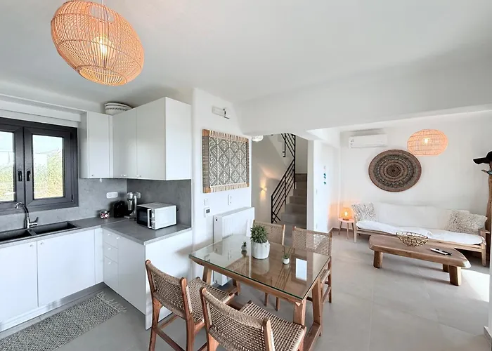 Finoe 4 Bdr With Private Pool Pláka